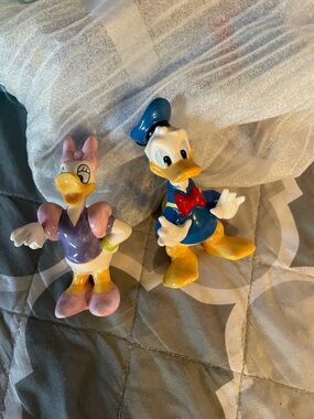 Donald Duck and Daisy Ceramic Figurine Set - Blue, Pink